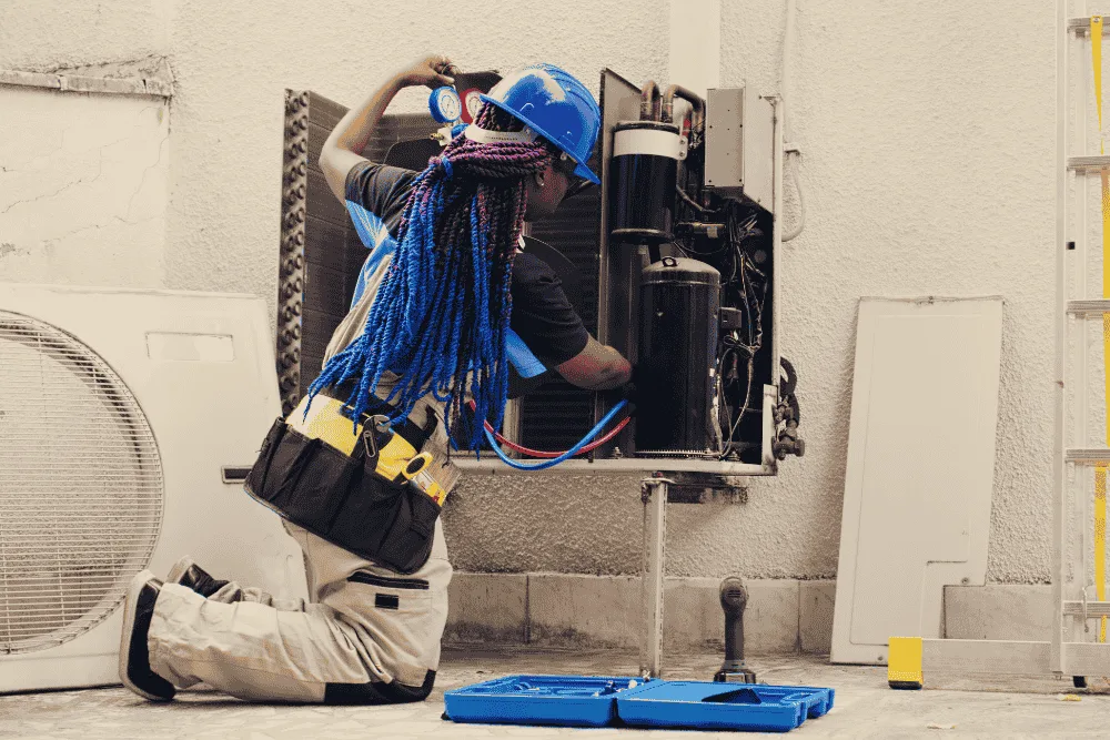 Expert-heat-pump-setup-for-comfortable-living-in-Fergus-Ontario-LG-Home-Comfort