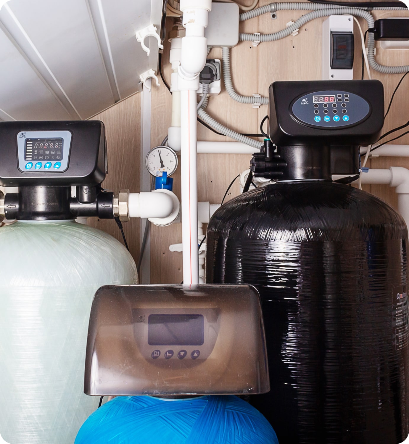 Installing water softener system in Ayr, ON - LG Home Comfort