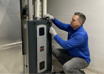 Certified technicians diagnosing and repairing furnace issues in Hamilton, ON – LG Home Comfort